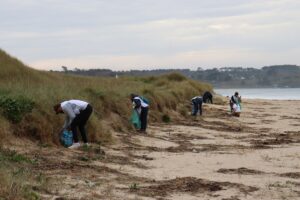 2024-11-14-Nettoyage-du-bord-de-Dunes-1200-800